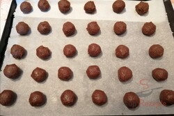 Zubereitung des Rezepts Schoko-Nuss-Kaffeebohnen in Schokolade – ohne Backen, schritt 1