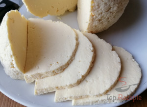 Rezept 1 kg selbstgemachter Käse aus 2 L Milch: Auch für Anfänger!
