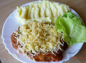 Rezept Schnitzel in Kartoffelkruste mit Käse