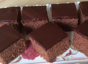 Rezept Der beste Schokoladenkuchen auf der Welt - Küchenmaschine auf 5 Minuten stellen und er gelingt garantiert!