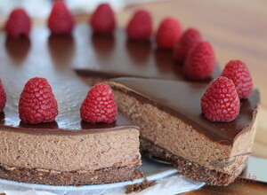 Rezept Super-Chocolate-Cheesecake mit Himbeeren