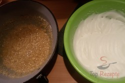 Zubereitung des Rezepts Mürbeteig-Nuss-Kuchen mit Eigelb-Glasur, schritt 8