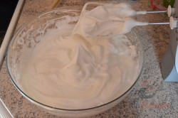 Zubereitung des Rezepts Creme-Eis-Würfel, schritt 1