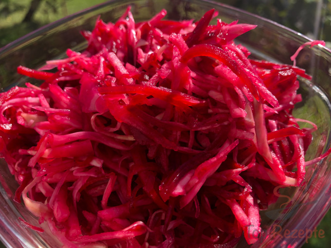Rezept Schnelle Entgiftung des Körpers mit leckerem Rote-Beete-Salat – Abnehmen ist vorprogrammiert