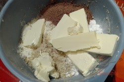 Zubereitung des Rezepts Nussstangen mit Schokoladeecken, schritt 1