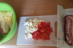 Zubereitung des Rezepts Hackbraten mit Käse im Speckmantel, schritt 4