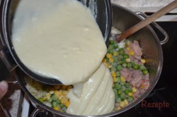Zubereitung des Rezepts Nudelauflauf mit Thunfisch und Käse, schritt 4