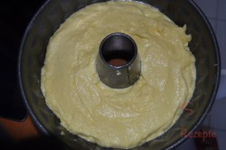 Zubereitung des Rezepts Geschmeidiger Quarkgugelhupf mit Pudding, schritt 3