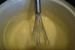 Zubereitung des Rezepts Vanillecreme-Torte ohne Backen, schritt 2