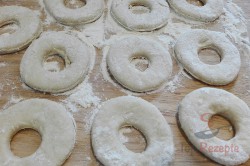 Zubereitung des Rezepts Donuts ohne Gehzeit, mit Kefir zubereitet, schritt 6