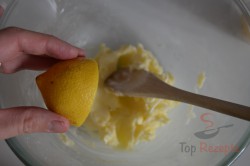Zubereitung des Rezepts Vanilleplätzchen mit Konfitüre, schritt 2