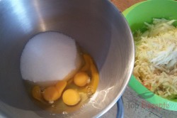 Zubereitung des Rezepts Apfelkuchen „für Faule“, schritt 1