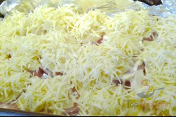 Zubereitung des Rezepts Hähnchenbrust mit Ananas und Käse überbacken, schritt 4