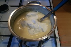 Zubereitung des Rezepts 15-Minuten-Bananenkuchen ohne Backen, schritt 3