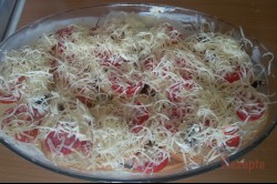 Zubereitung des Rezepts Toastbrot-Tomaten-Käse-Auflauf mit Sahnesoße überbacken, schritt 5
