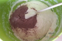 Zubereitung des Rezepts Kakao-Hefekuchen mit Quarkgitter – falscher Steppdeckenkuchen, schritt 3