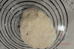 Zubereitung des Rezepts Luftiges, weiches und knuspriges selbstgemachtes Brot, schritt 2