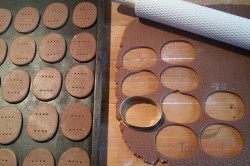 Zubereitung des Rezepts Selbstgemachte Kakaokekse mit Kaffeecreme gefüllt, schritt 5