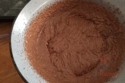 Zubereitung des Rezepts Wunderbarer Nescafé Kuchen mit Schokoglasur, schritt 2