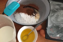 Zubereitung des Rezepts Wunderbarer Nescafé Kuchen mit Schokoglasur, schritt 1
