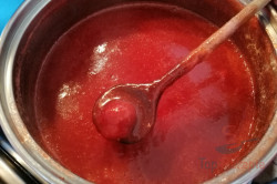 Zubereitung des Rezepts Die perfekte Erdbeermarmelade mit wenig Zucker, schritt 1