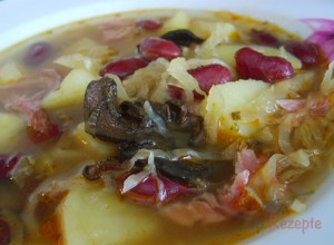 Rezept Bohnensuppe mit Sauerkraut