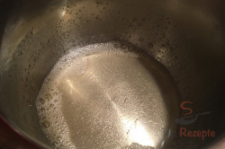 Zubereitung des Rezepts Saure-Sahne-Kondensmilch-Kuchen ohne Backen und in 15 Minuten gemacht, schritt 2