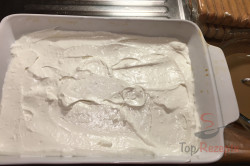 Zubereitung des Rezepts Saure-Sahne-Kondensmilch-Kuchen ohne Backen und in 15 Minuten gemacht, schritt 11