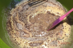 Zubereitung des Rezepts Saftiger Kakaokuchen mit Schokoglasur – Kinder lieben ihn!, schritt 2