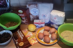 Zubereitung des Rezepts Schokoladen-Gugelhupf mit Walnüssen – mit FOTOANLEITUNG, schritt 1
