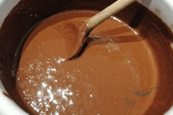 Zubereitung des Rezepts Die besten Honigschnitten mit karamellisierter Kondensmilch, schritt 11