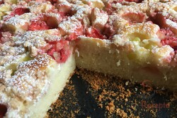 Zubereitung des Rezepts Saftiger Erdbeer-Rhabarber-Kuchen mit Quark, schritt 9
