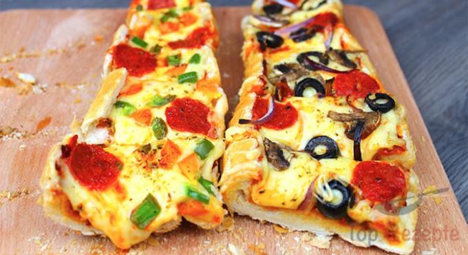 Rezept Faule Party-Pizza aus einem Baguette, in wenigen Minuten zubereitet