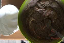Zubereitung des Rezepts Echter Maulwurfkuchen – ohne Backmischung aus der Packung, schritt 2