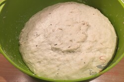 Zubereitung des Rezepts Hausgemachtes Zwiebel-Brot, schritt 8