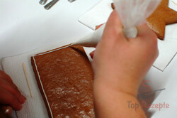 Zubereitung des Rezepts Der beste Eiweiß-Zuckerguss für Lebkuchen, schritt 5