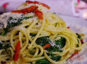 Rezept Spaghetti mit Blattspinat und Parmesan