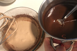 Zubereitung des Rezepts Fantastisches Schokoladendessert ohne Mehl, schritt 3