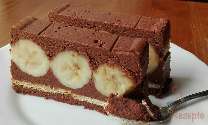 Rezept Bananen-Schokoladen-Traum - Sahne-Schnitte mit Schokoladen-Creme und Banane