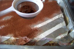 Zubereitung des Rezepts Leckere Cremeschnitten mit Puddingcreme - mit Fotoanleitung, schritt 17