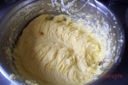 Zubereitung des Rezepts Leckere Cremeschnitten mit Puddingcreme - mit Fotoanleitung, schritt 10