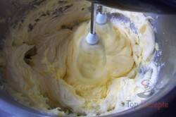 Zubereitung des Rezepts Leckere Cremeschnitten mit Puddingcreme - mit Fotoanleitung, schritt 9