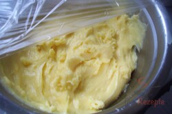 Zubereitung des Rezepts Leckere Cremeschnitten mit Puddingcreme - mit Fotoanleitung, schritt 7