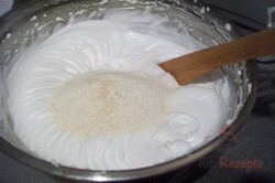 Zubereitung des Rezepts Leckere Cremeschnitten mit Puddingcreme - mit Fotoanleitung, schritt 2