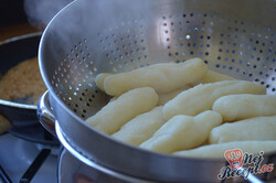 Zubereitung des Rezepts Süße Quark-Nocken mit Butterbrösel - Einfach, lecker und günstig, schritt 4