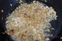Zubereitung des Rezepts Gefüllte Kartoffelknödel mit Fleisch und Sauerkraut, schritt 10