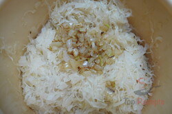 Zubereitung des Rezepts Gefüllte Kartoffelknödel mit Fleisch und Sauerkraut, schritt 11