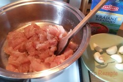 Zubereitung des Rezepts Nudeln mit Hähnchen-Tomaten-Soße, schritt 2