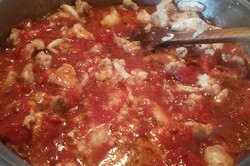 Zubereitung des Rezepts Nudeln mit Hähnchen-Tomaten-Soße, schritt 5