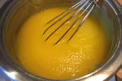 Zubereitung des Rezepts Erfrischende Mandarinenschnitten mit saurer Sahne, schritt 8